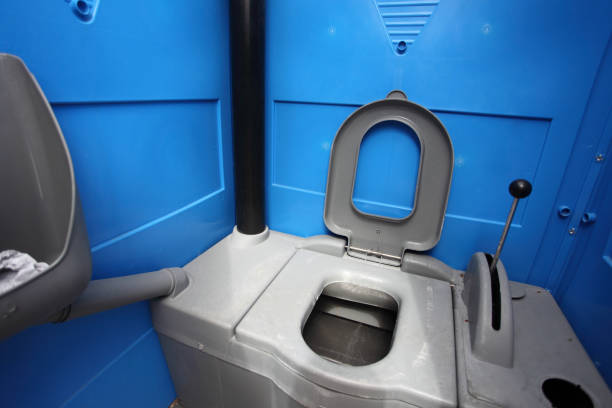 Best Portable restroom trailer rental  in Rolling Meadows, IL